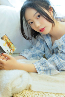 《年轻的女教师在线观看